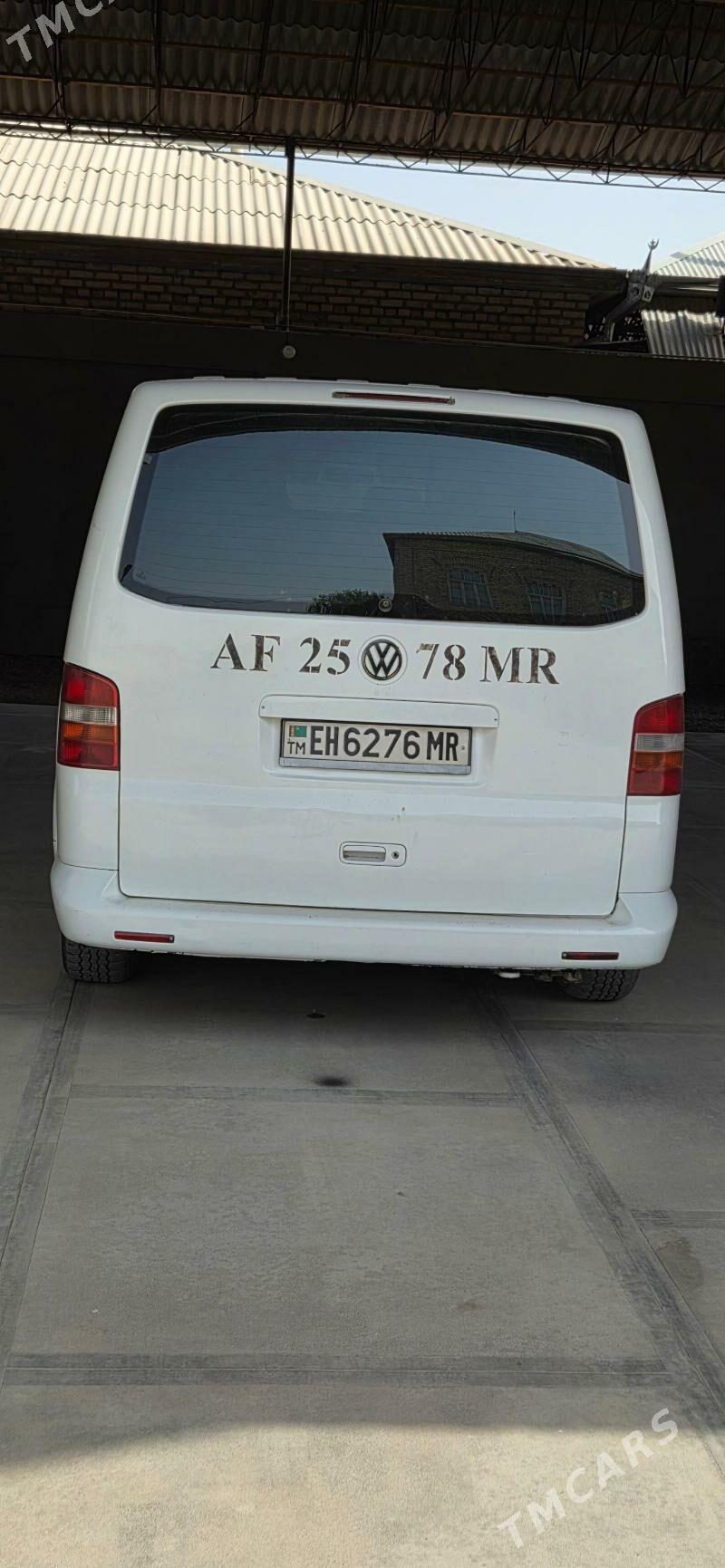Volkswagen Transporter 2003 - 125 000 TMT - Мары - img 2