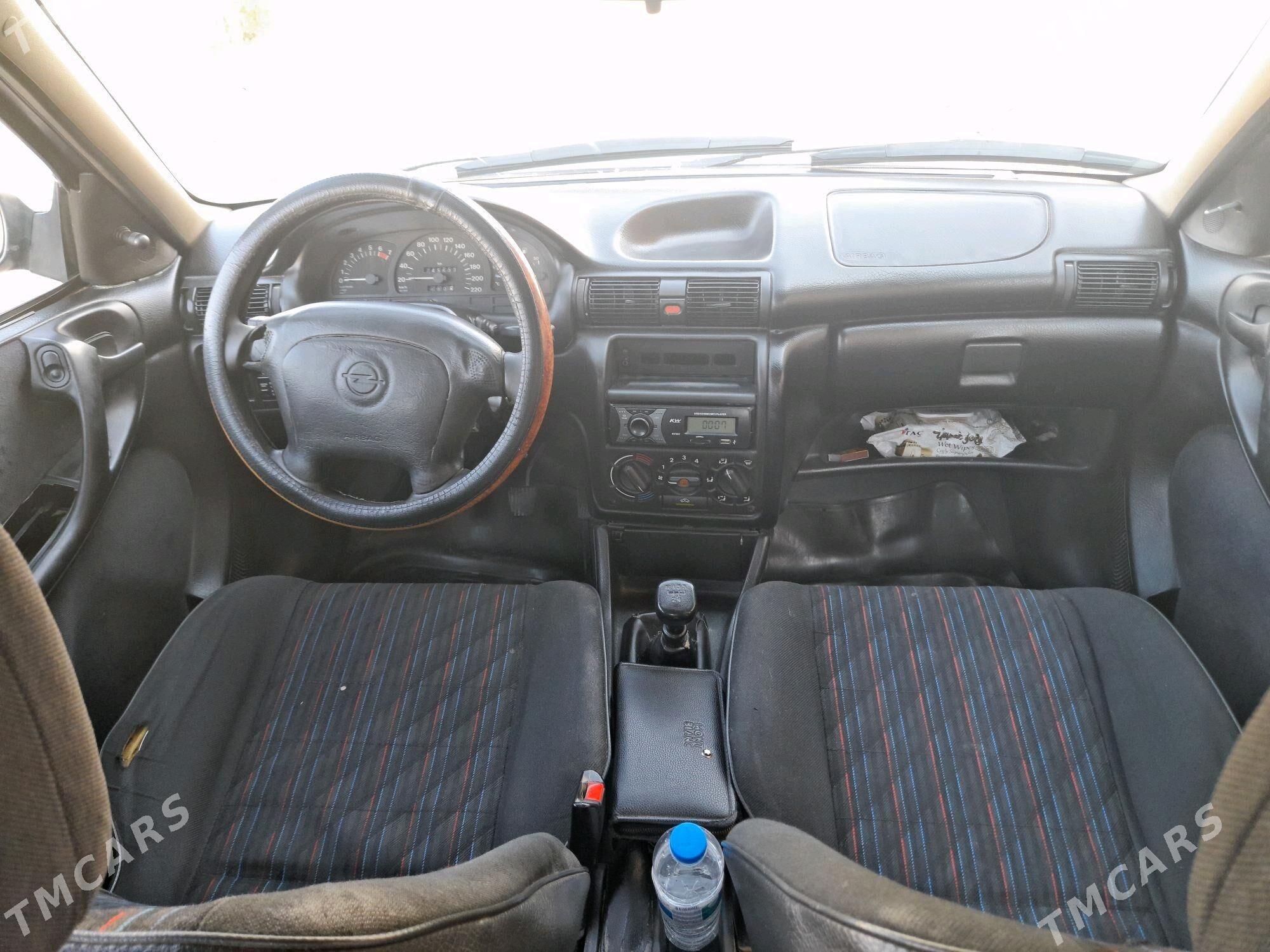 Opel Astra 1997 - 47 000 TMT - Дашогуз - img 4