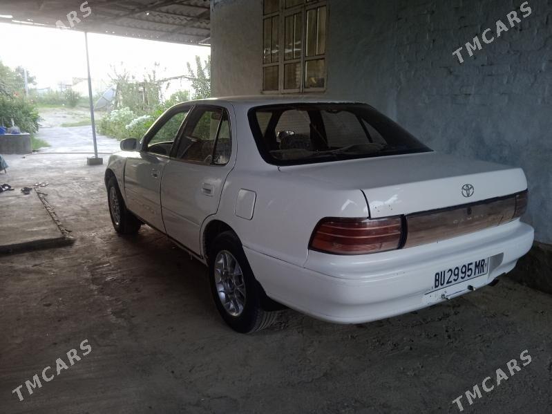 Toyota Camry 1993 - 40 000 TMT - Байрамали - img 2