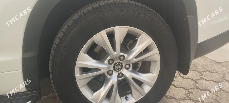 Toyota Highlander 2016 - 395 000 TMT - Гуртли - img 3