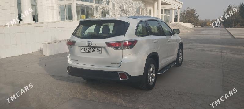Toyota Highlander 2016 - 395 000 TMT - Гуртли - img 4