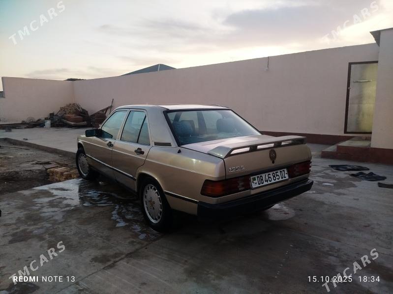 Mercedes-Benz 190E 1987 - 30 000 TMT - Дашогуз - img 2