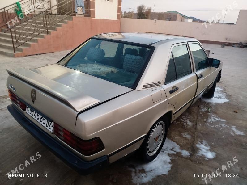 Mercedes-Benz 190E 1987 - 30 000 TMT - Дашогуз - img 3