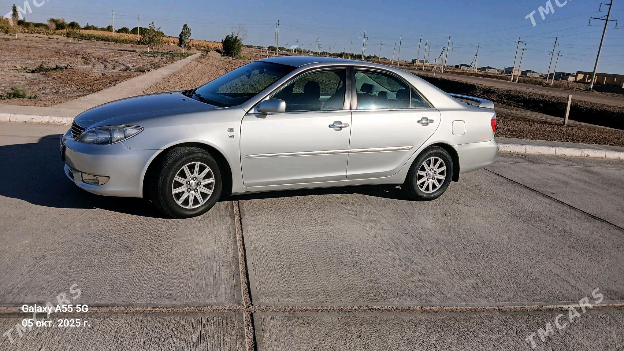 Toyota Camry 2005 - 187 000 TMT - Кёнеургенч - img 2