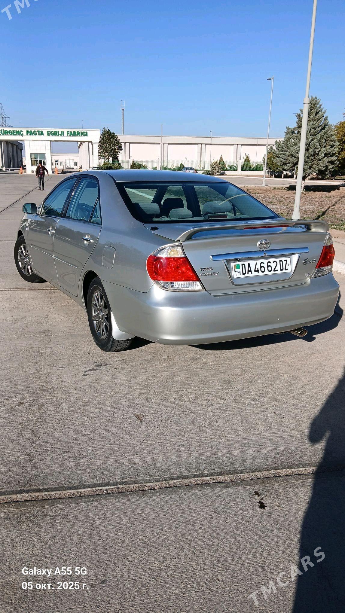 Toyota Camry 2005 - 187 000 TMT - Кёнеургенч - img 3