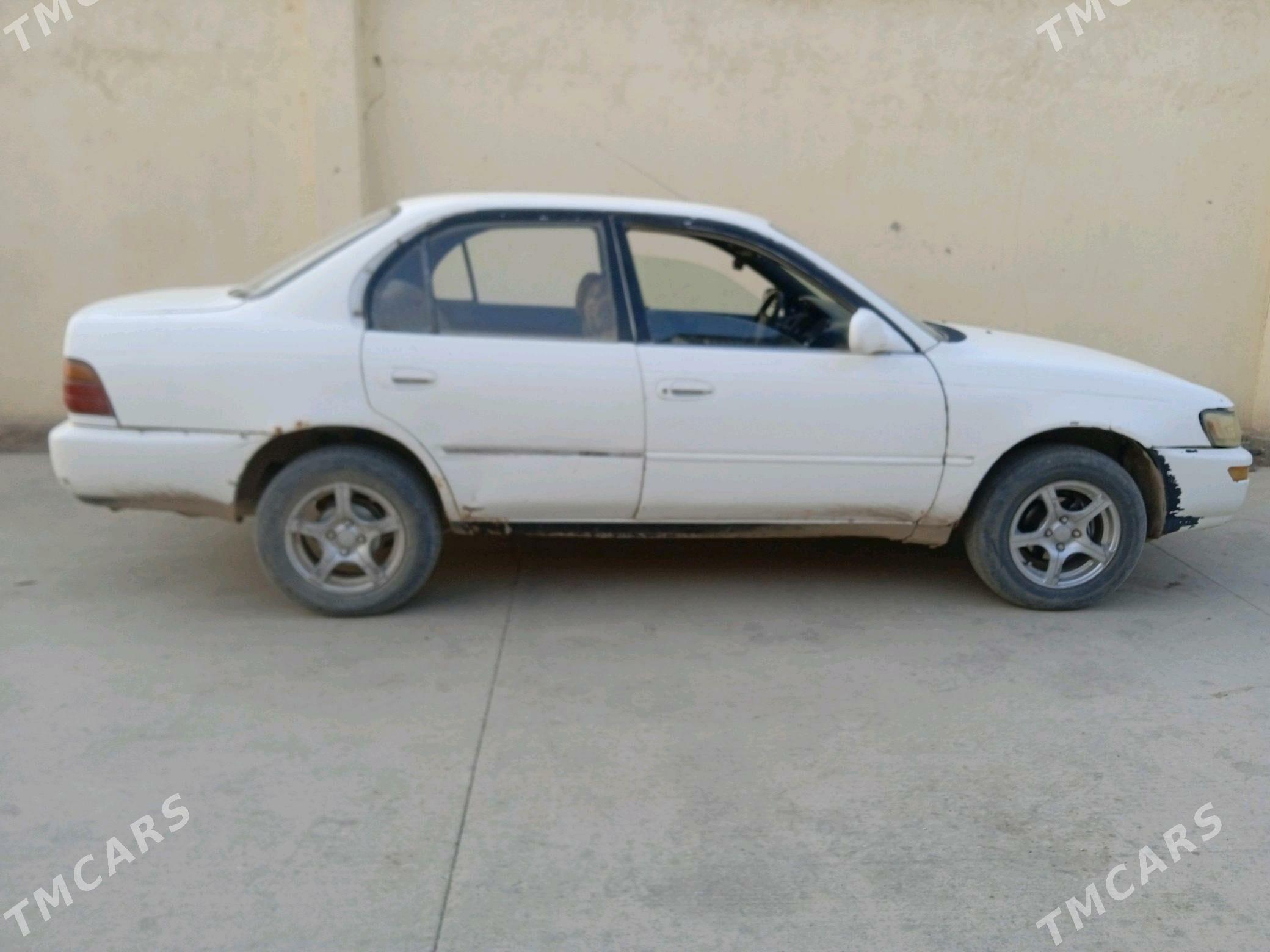Toyota Corolla 1993 - 35 000 TMT - Теджен - img 1