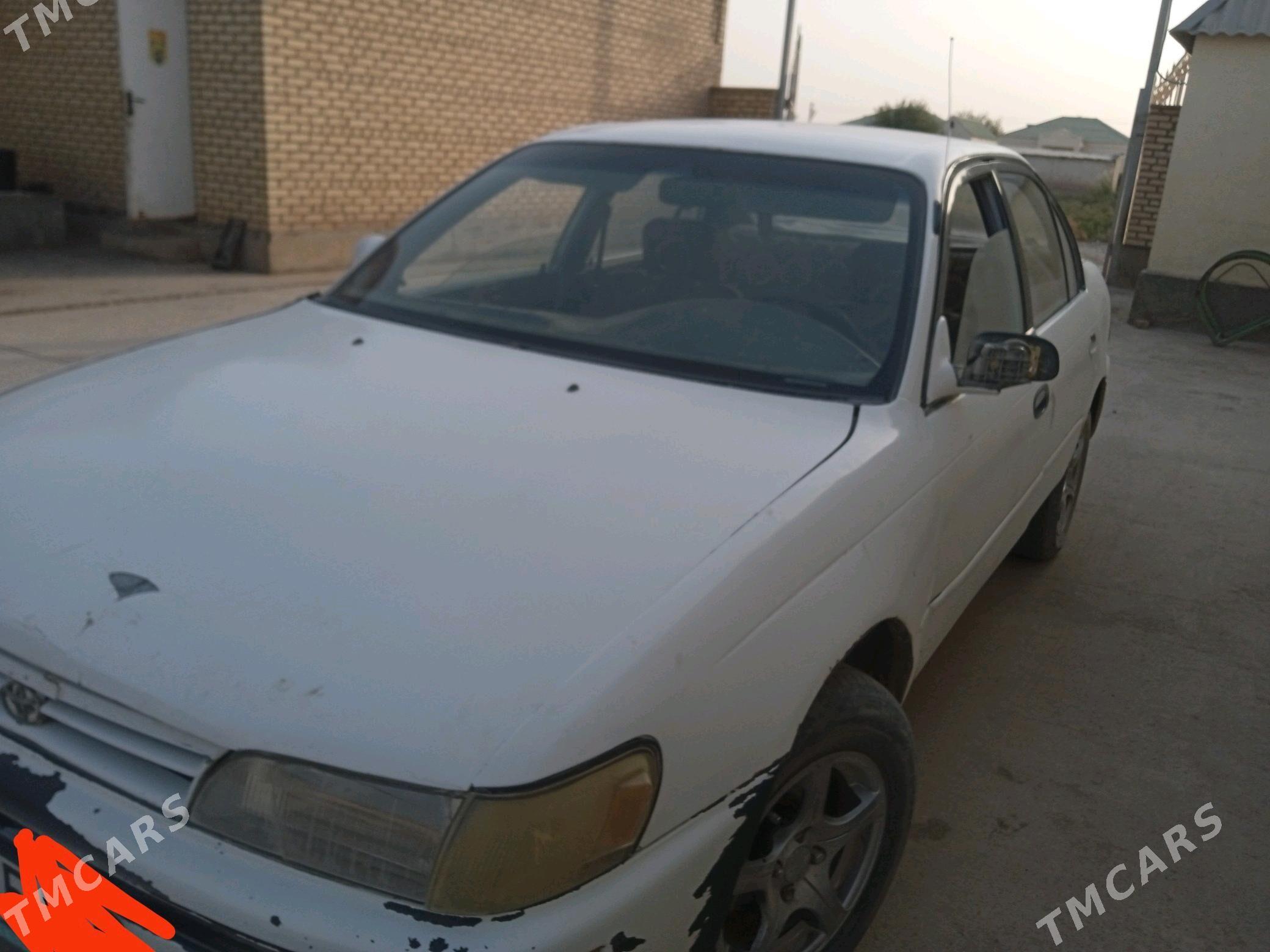 Toyota Corolla 1993 - 35 000 TMT - Теджен - img 3