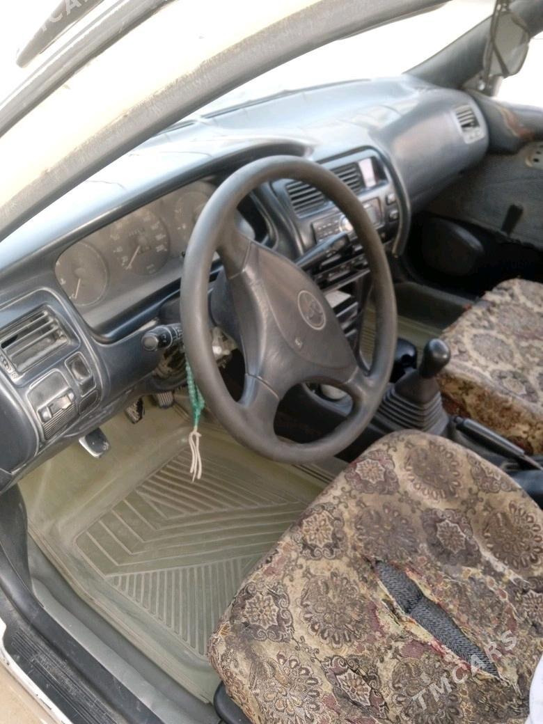Toyota Corolla 1993 - 35 000 TMT - Теджен - img 7