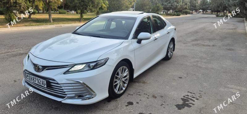 Toyota Camry 2023 - 364 000 TMT - Ашхабад - img 1