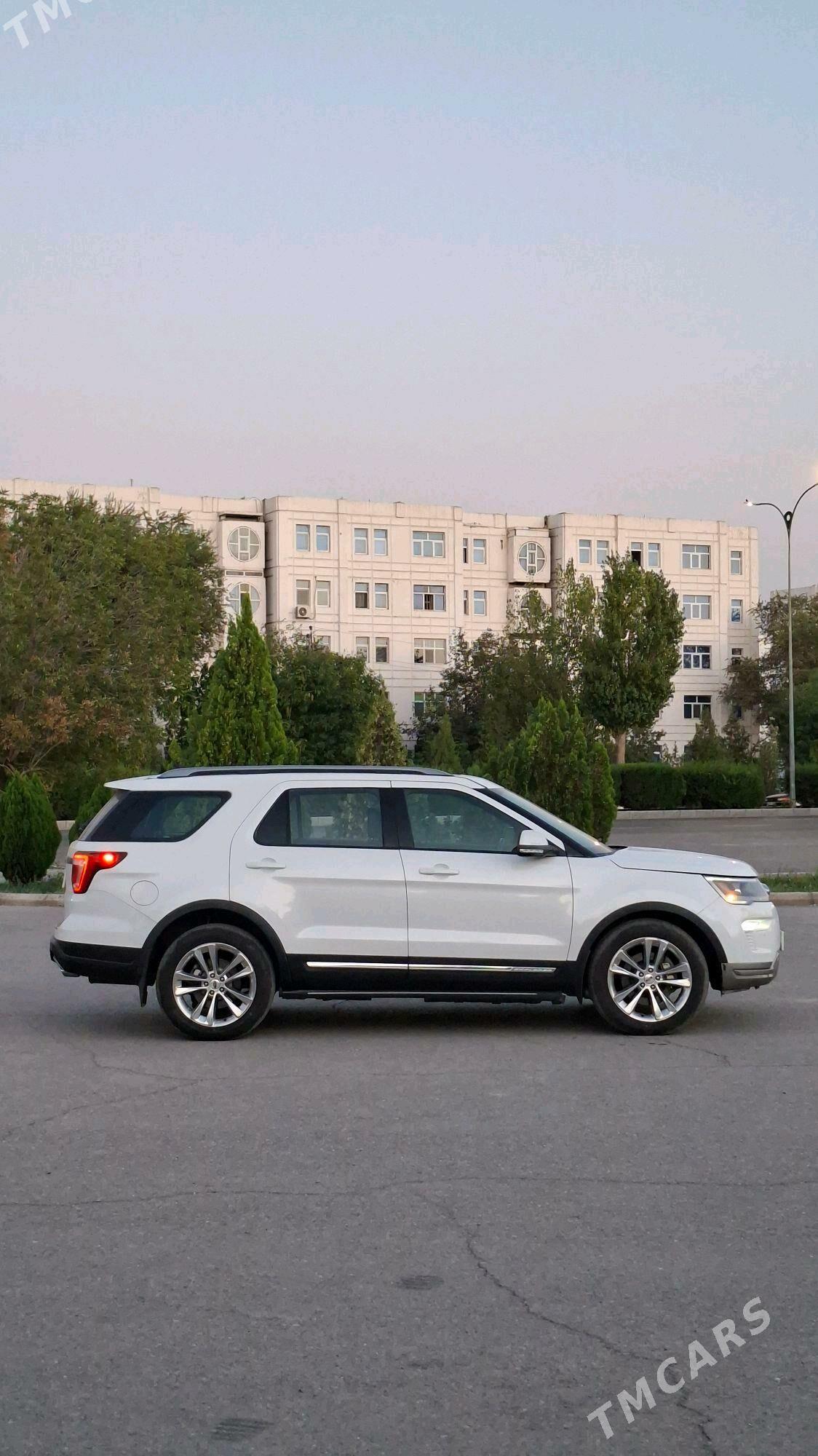 Ford Explorer 2018 - 350 000 TMT - Дашогуз - img 1
