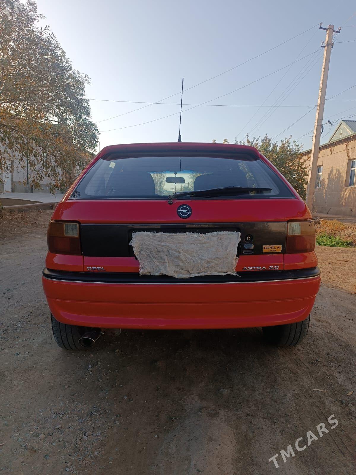 Opel Astra 1995 - 48 000 TMT - Губадаг - img 2