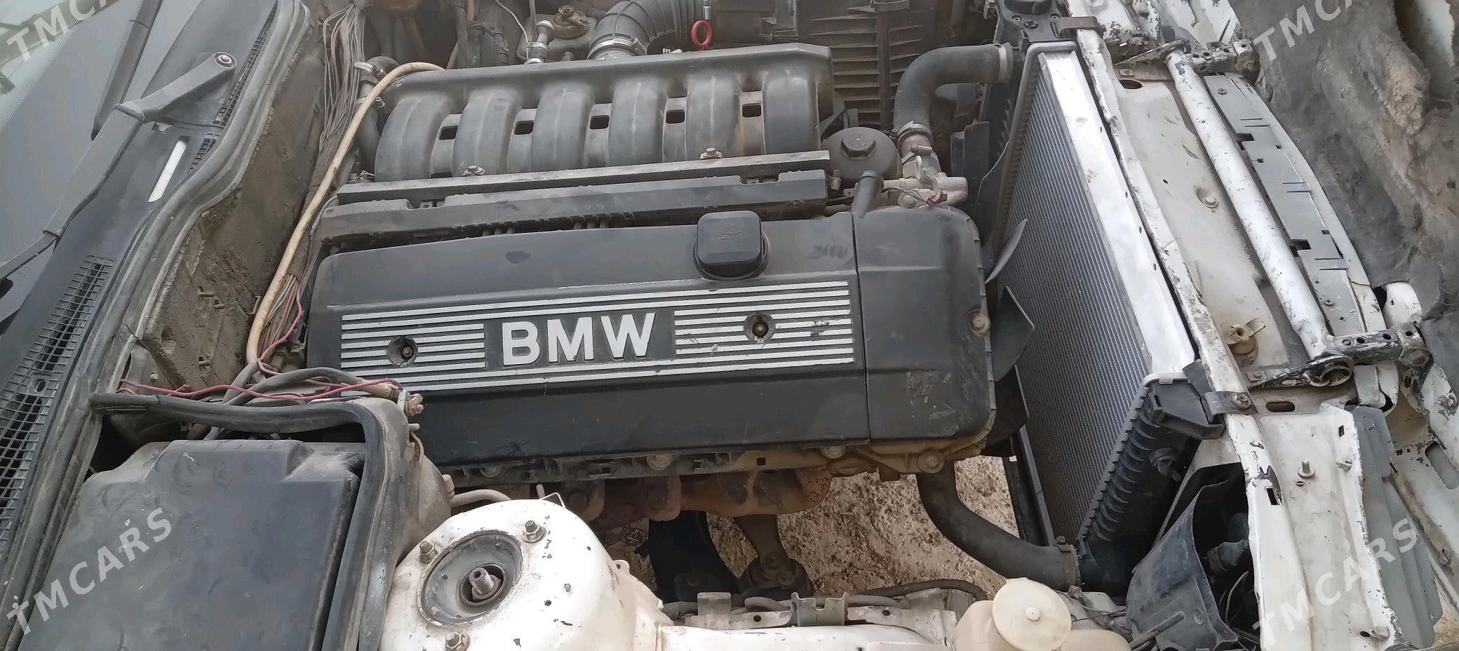 BMW 525 1991 - 33 000 TMT - Ýaşlyk - img 8