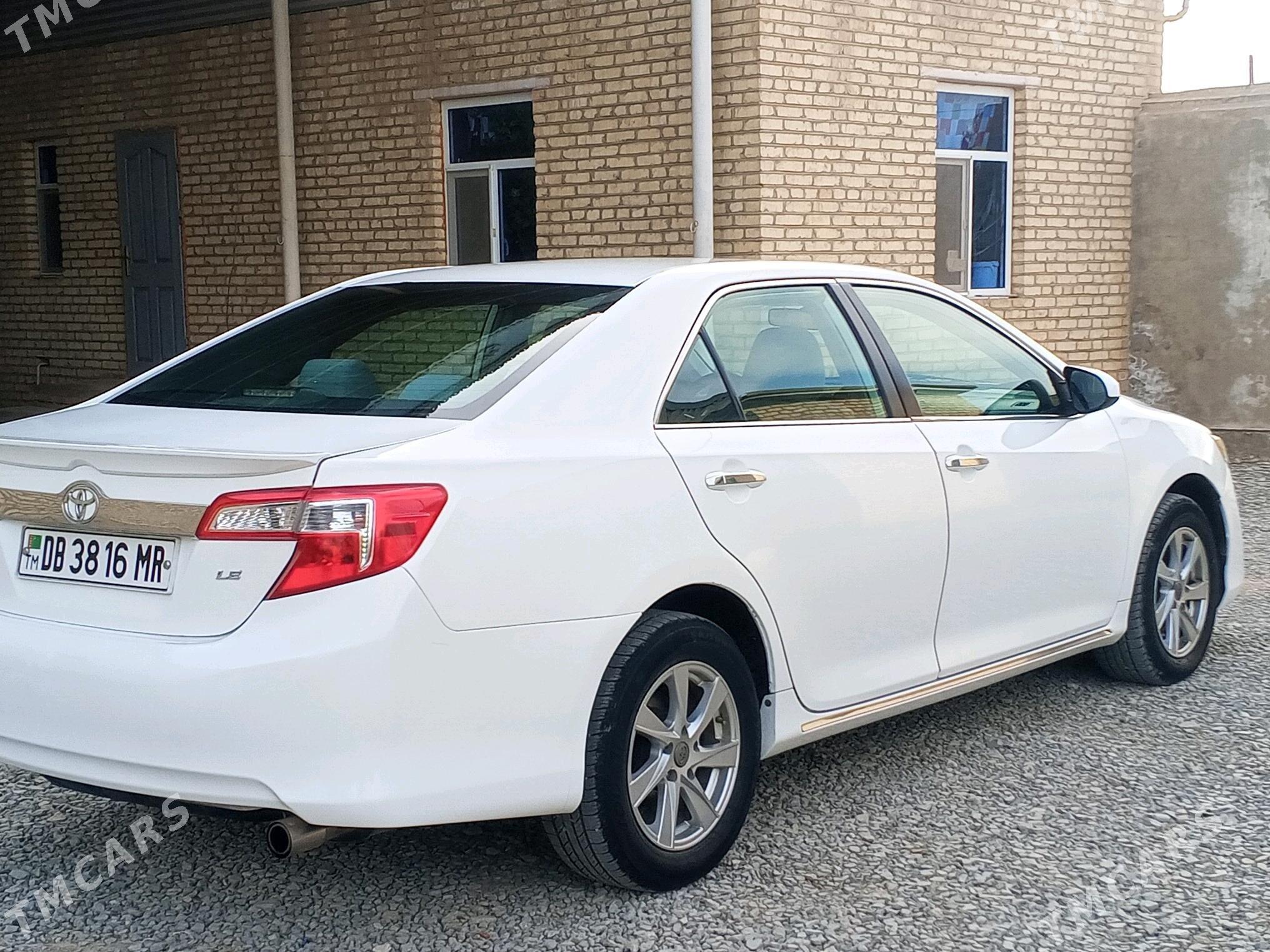 Toyota Camry 2012 - 220 000 TMT - Мары - img 1