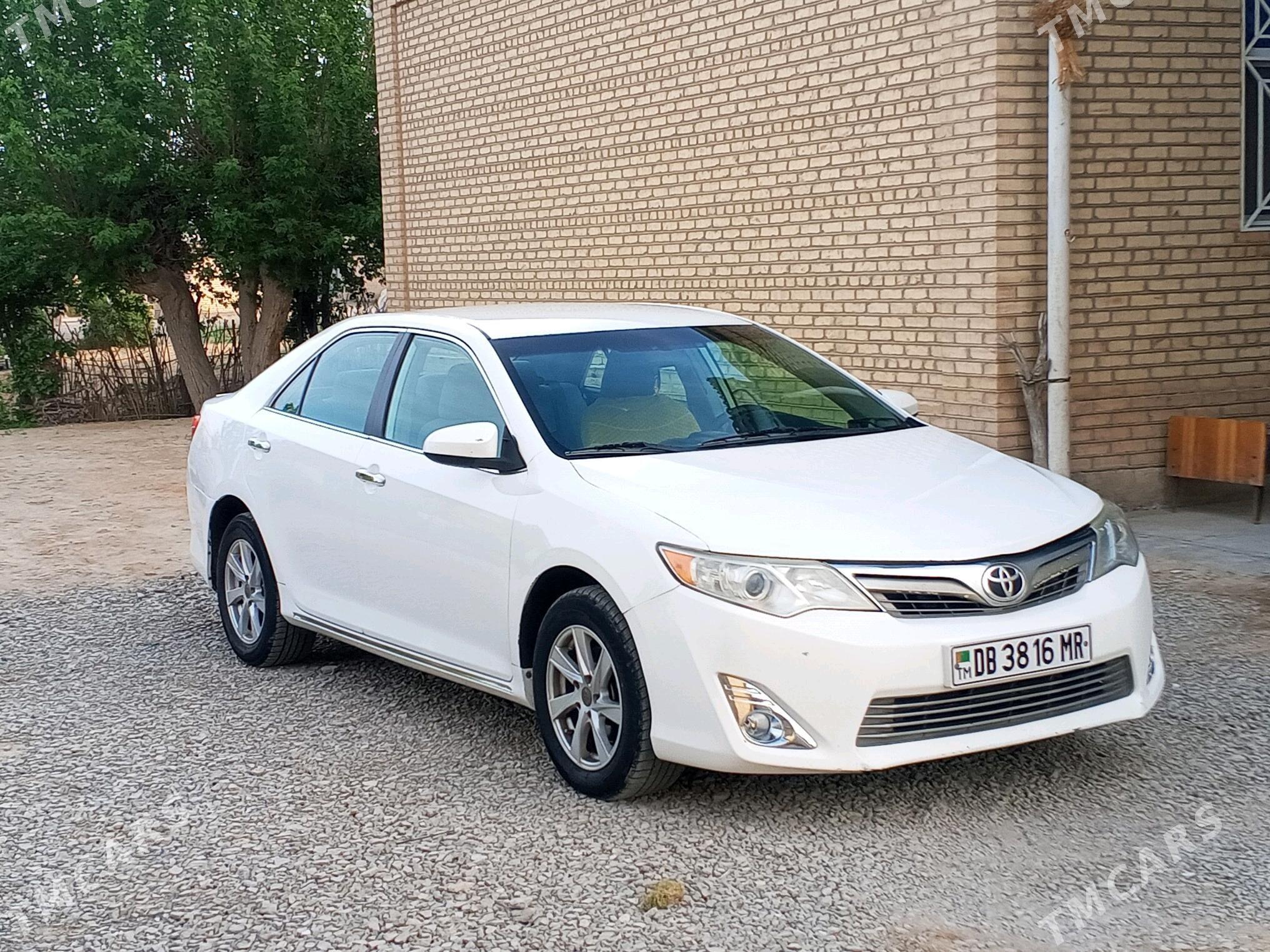 Toyota Camry 2012 - 220 000 TMT - Мары - img 3
