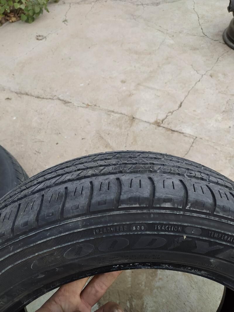 215 55 17 teker 190 TMT - Köşi - img 1