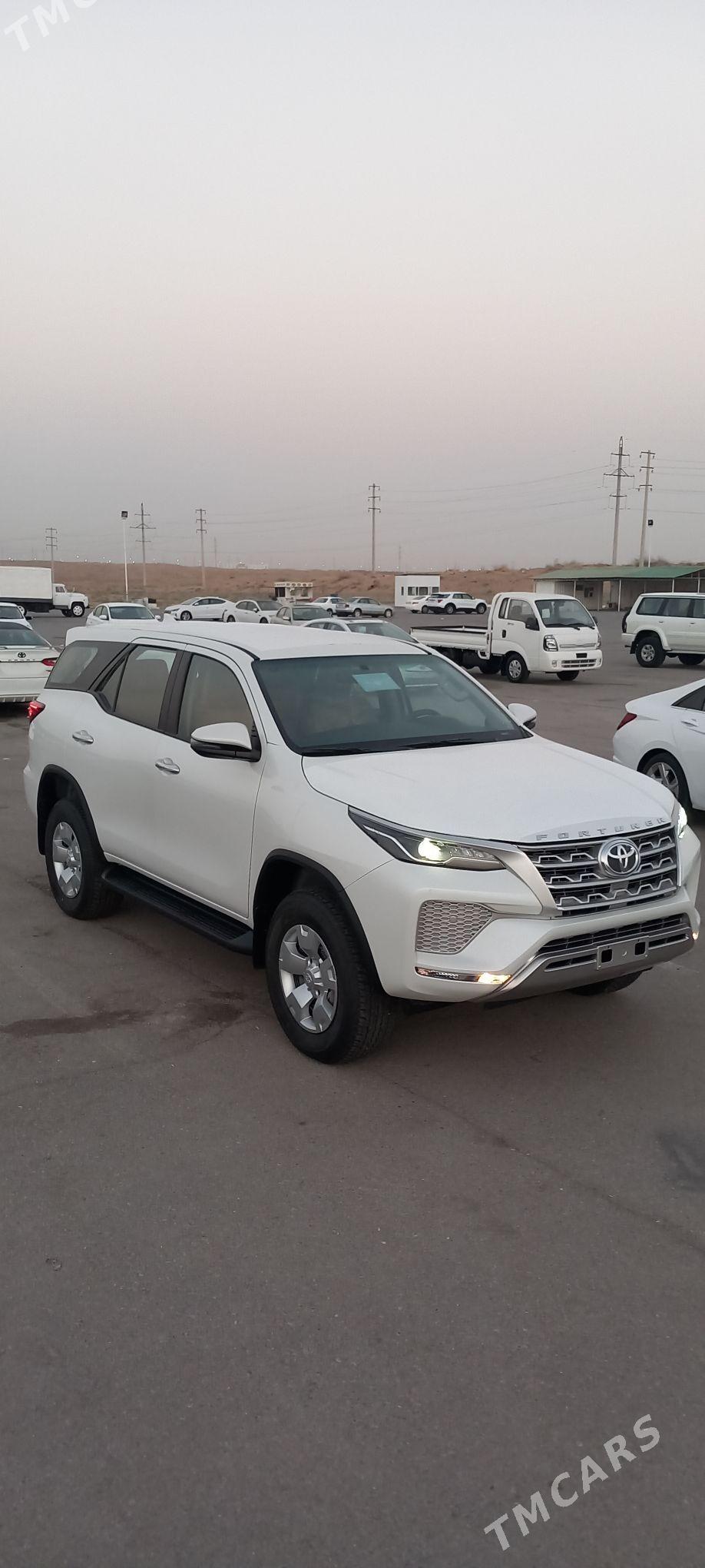 Toyota Fortuner 2025 - 665 000 TMT - Aşgabat - img 1