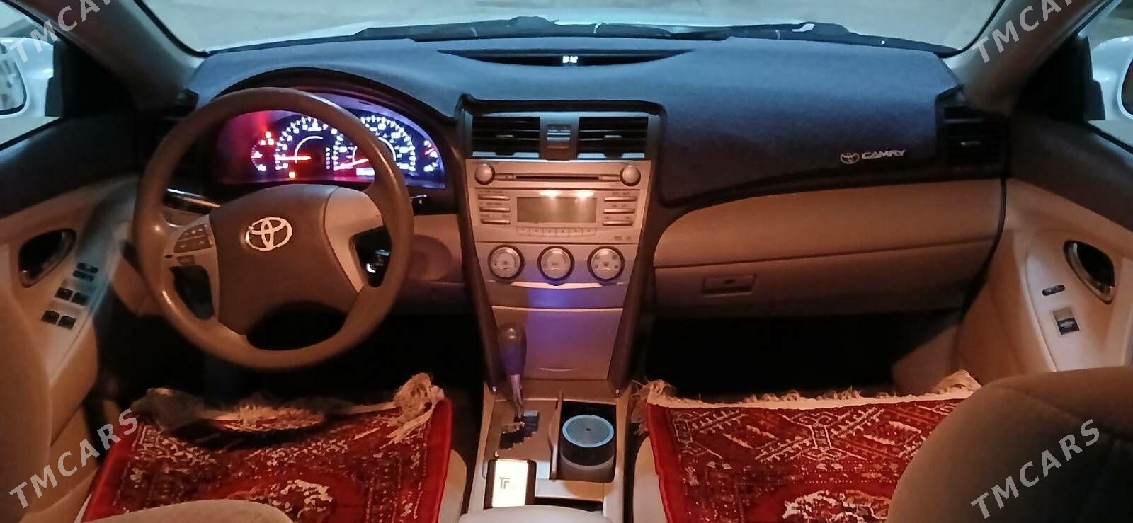 Toyota Camry 2010 - 199 999 TMT - Ашхабад - img 1
