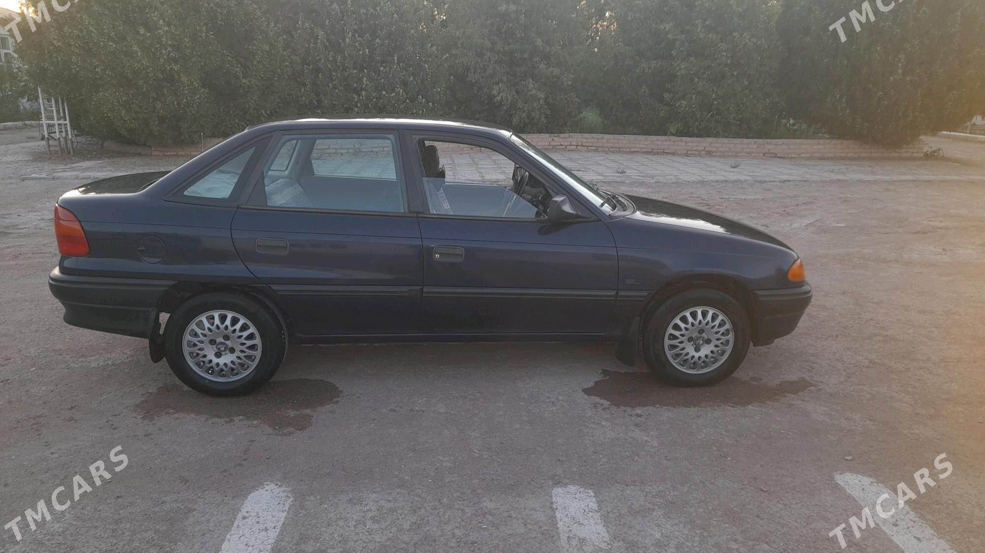 Opel Astra 1994 - 45 000 TMT - Boldumsaz - img 6