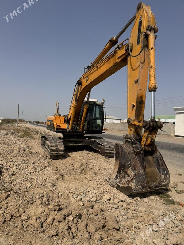 JCB 5CX Wastemaster 2003 - 715 000 TMT - Мары - img 2
