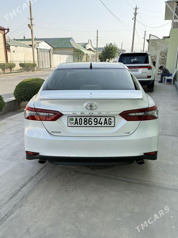 Toyota Camry 2022 - 630 000 TMT - Ашхабад - img 8