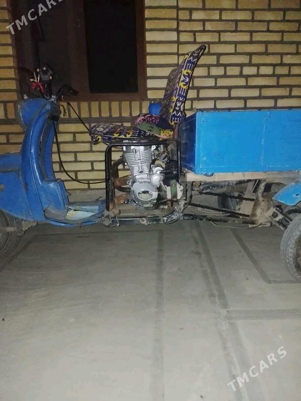 Fekon FK150-8G 2005 - 8 000 TMT - Мургап - img 1