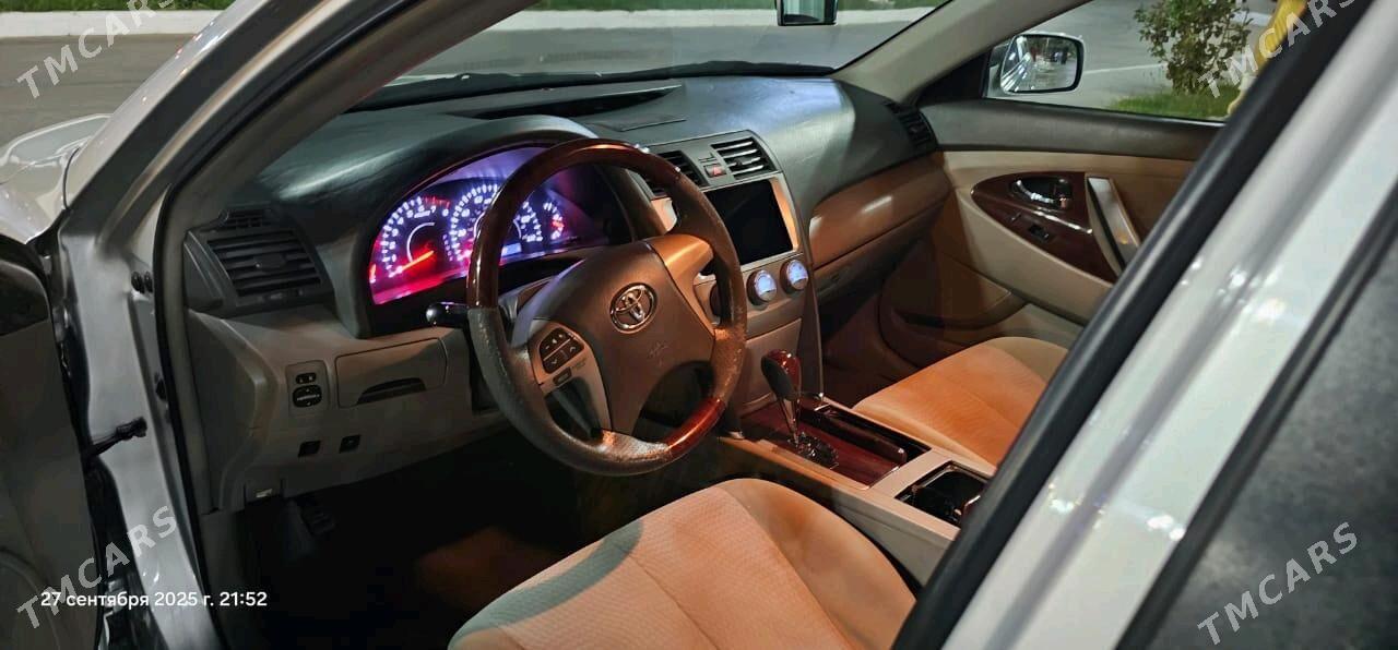 Toyota Camry 2010 - 229 000 TMT - Mary - img 3