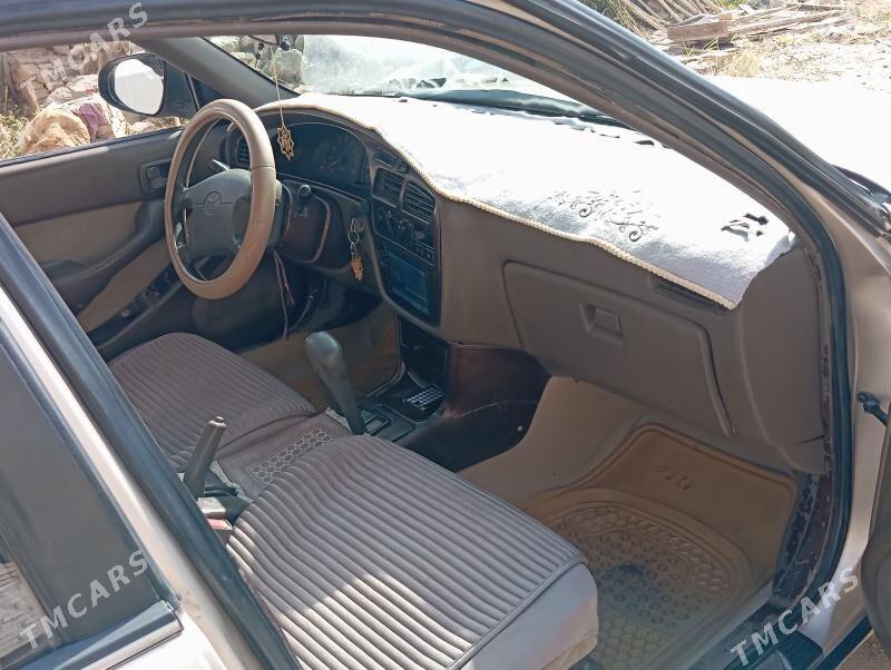 Toyota Camry 1995 - 90 000 TMT - Дянев - img 1