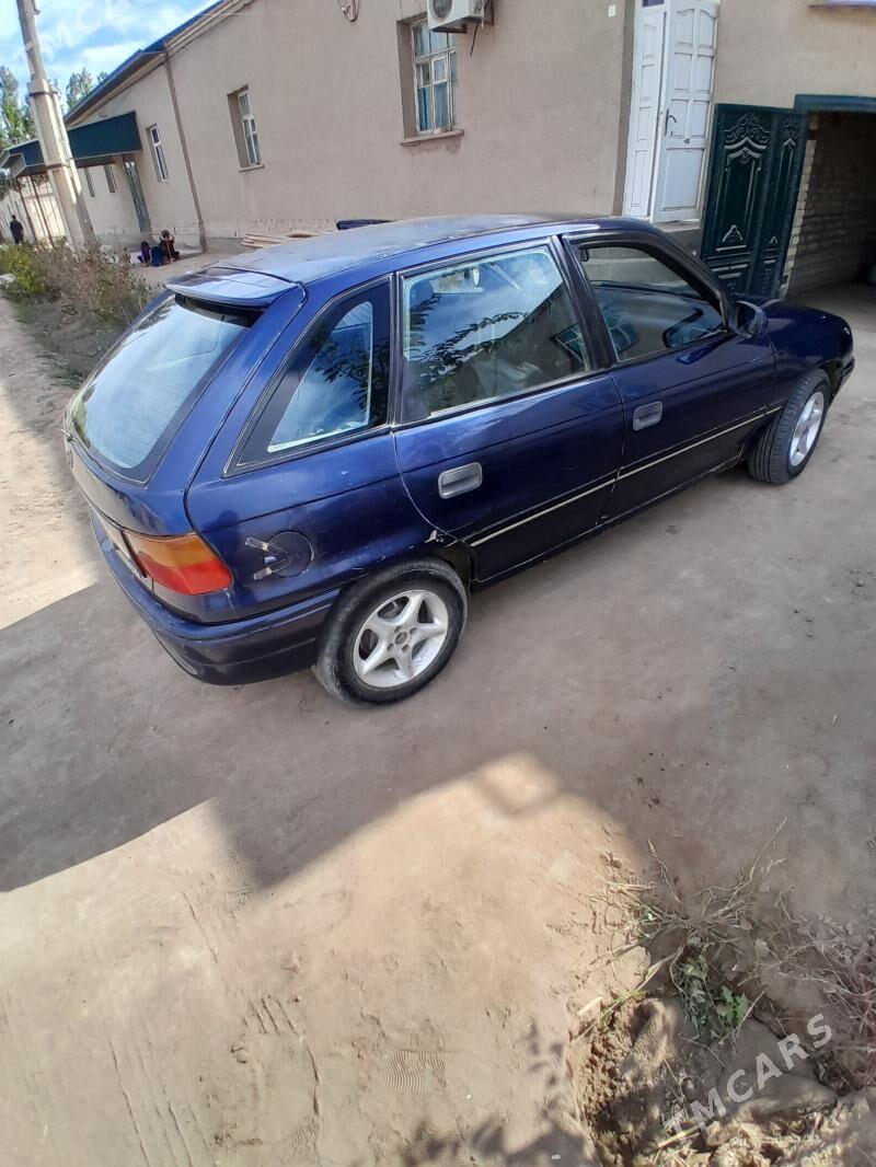 Opel Astra 1993 - 34 000 TMT - Кёнеургенч - img 4
