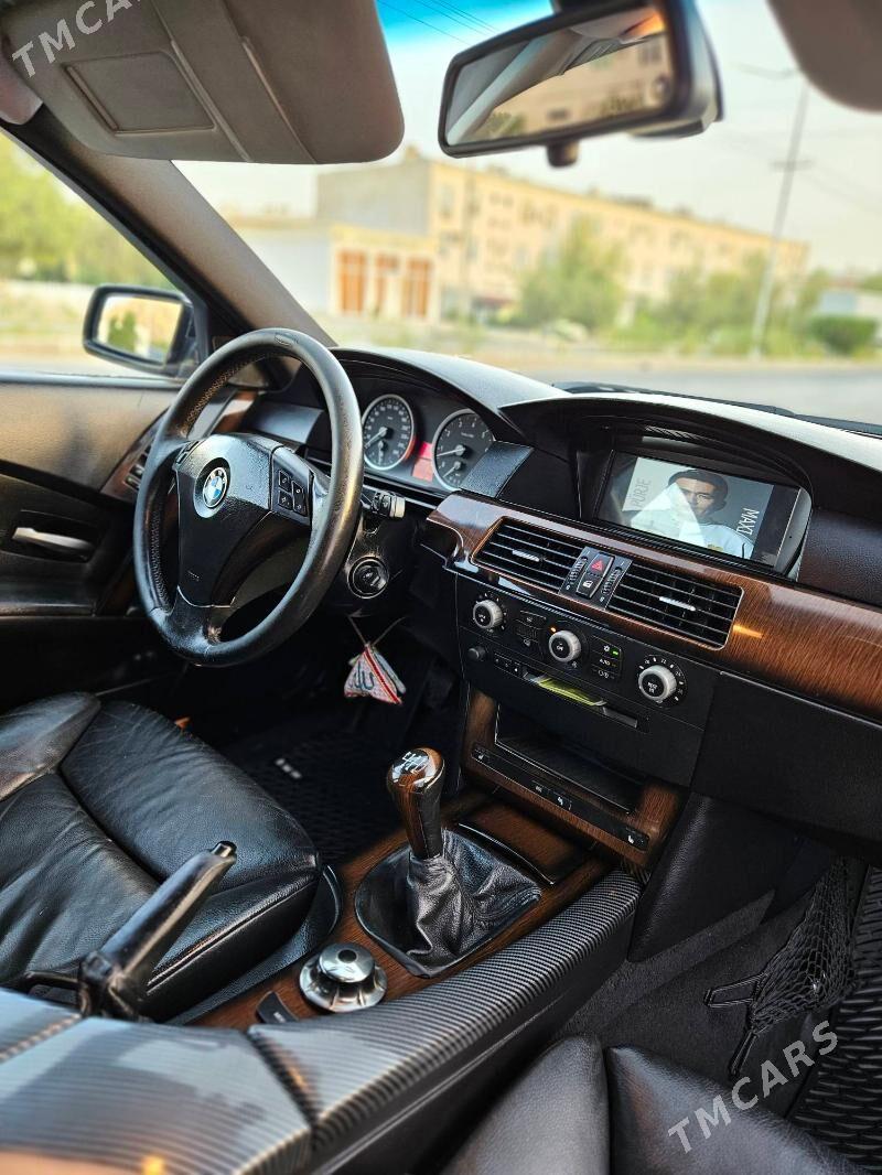 BMW E60 2004 - 190 000 TMT - Balkanabat - img 3