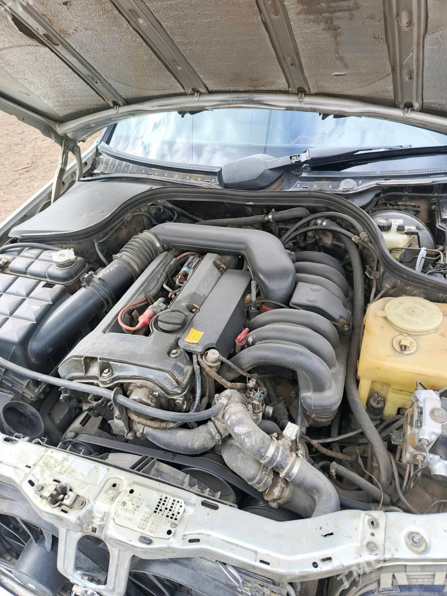 Mercedes-Benz 230E 1995 - 80 000 TMT - Дашогуз - img 4