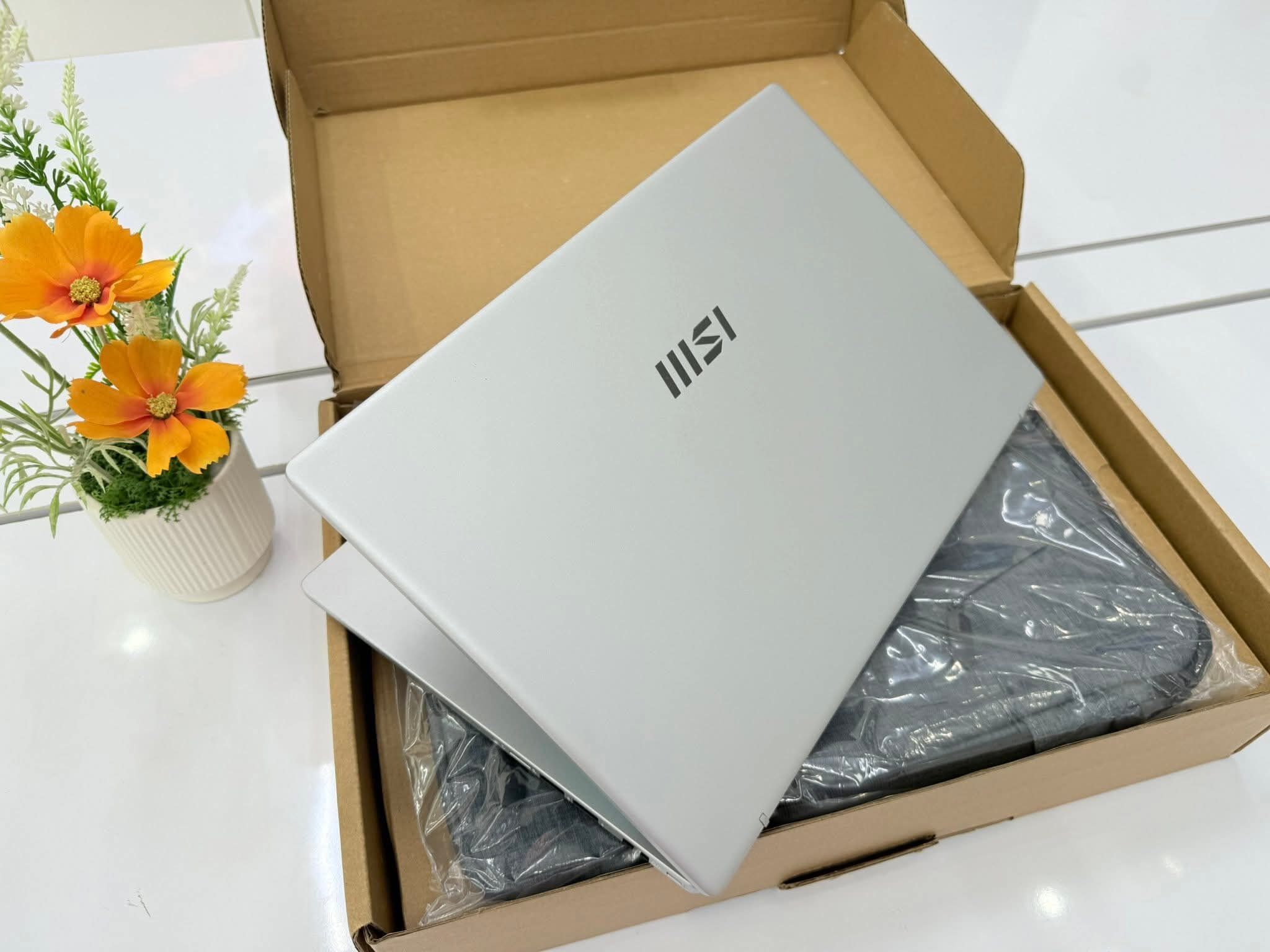 MSI Modern / i5-13 / 16GB RAM - Aşgabat - img 8