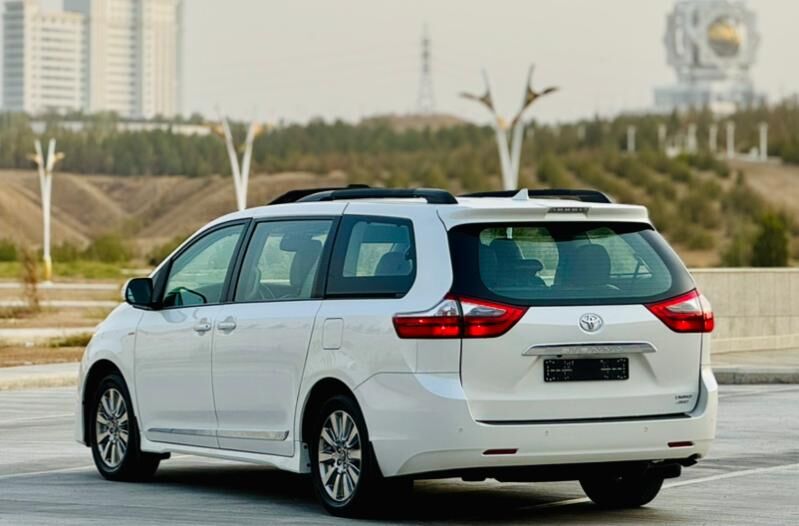 Toyota Sienna 2019 - 568 500 TMT - Ашхабад - img 6