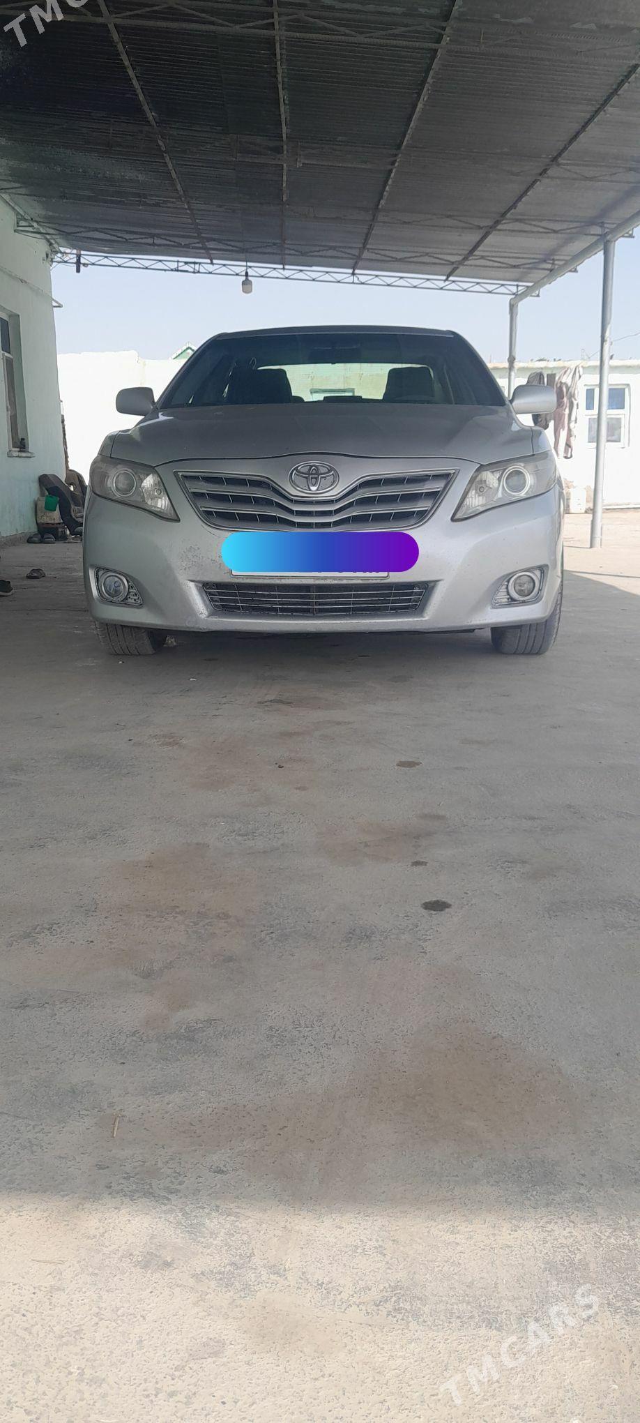 Toyota Camry 2011 - 220 000 TMT - Kaka - img 1