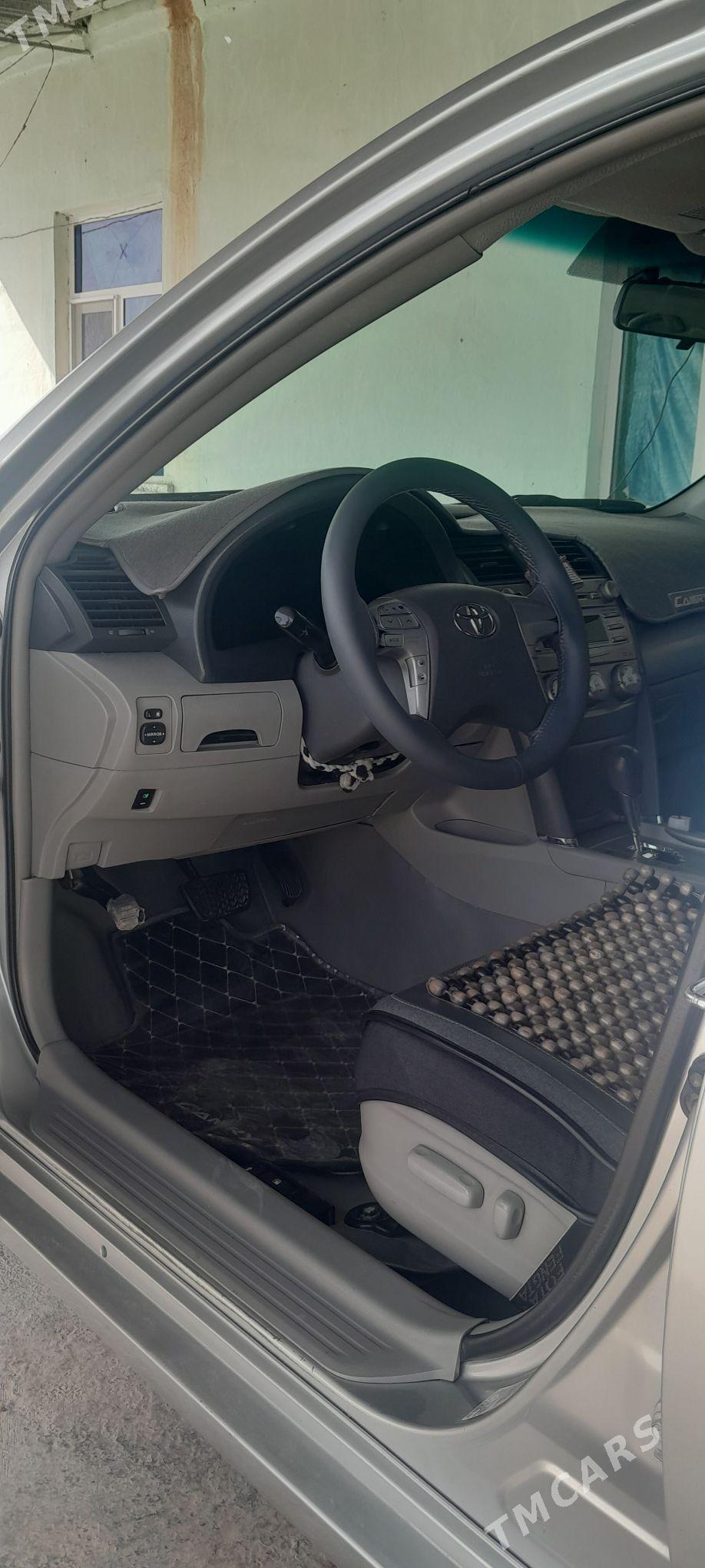 Toyota Camry 2011 - 220 000 TMT - Kaka - img 6