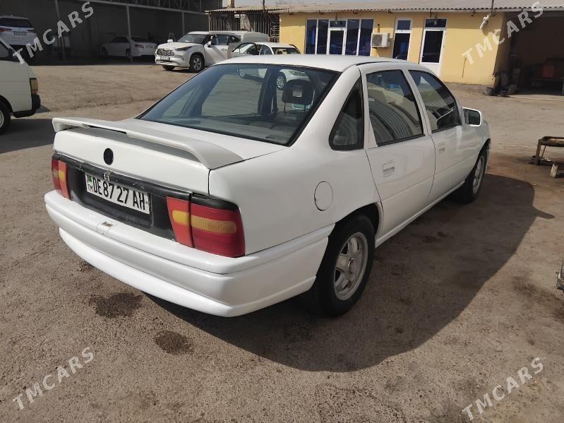 Opel Vectra 1993 - 38 000 TMT - Теджен - img 3