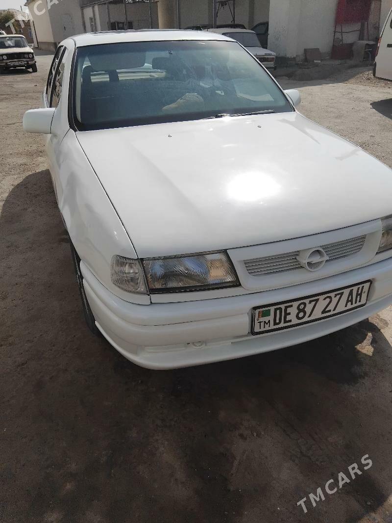 Opel Vectra 1993 - 38 000 TMT - Теджен - img 2