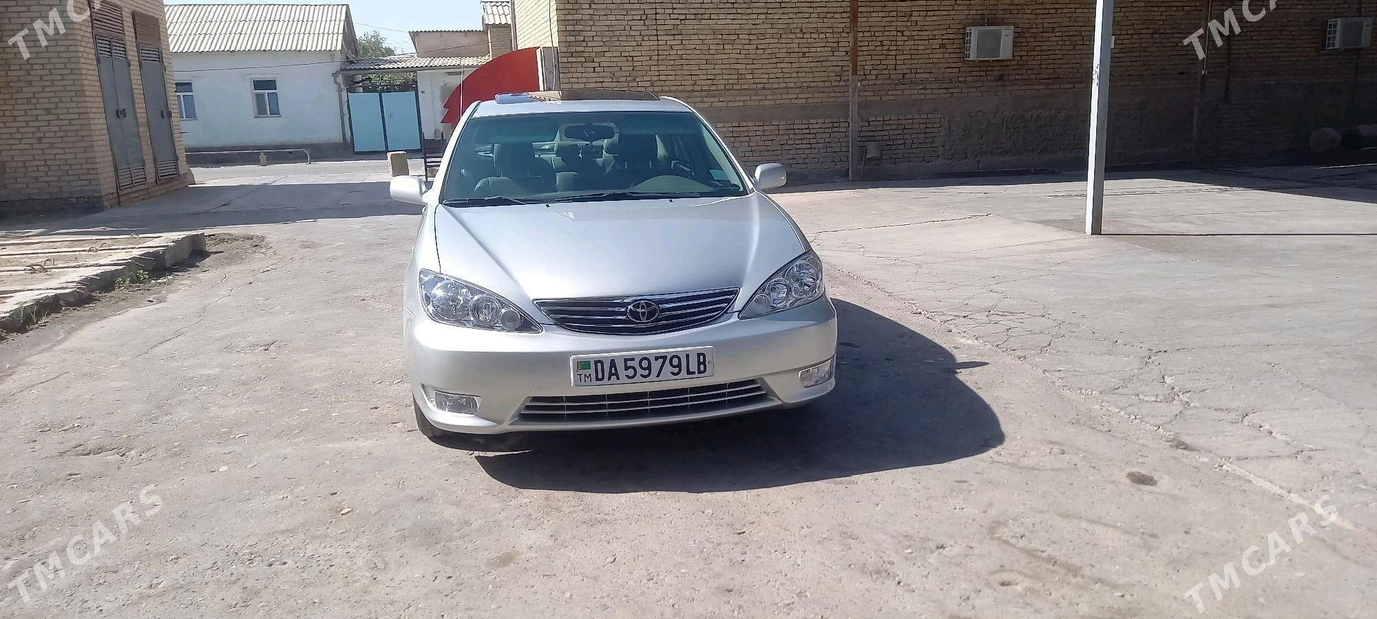 Toyota Camry 2005 - 260 000 TMT - Kerki - img 10