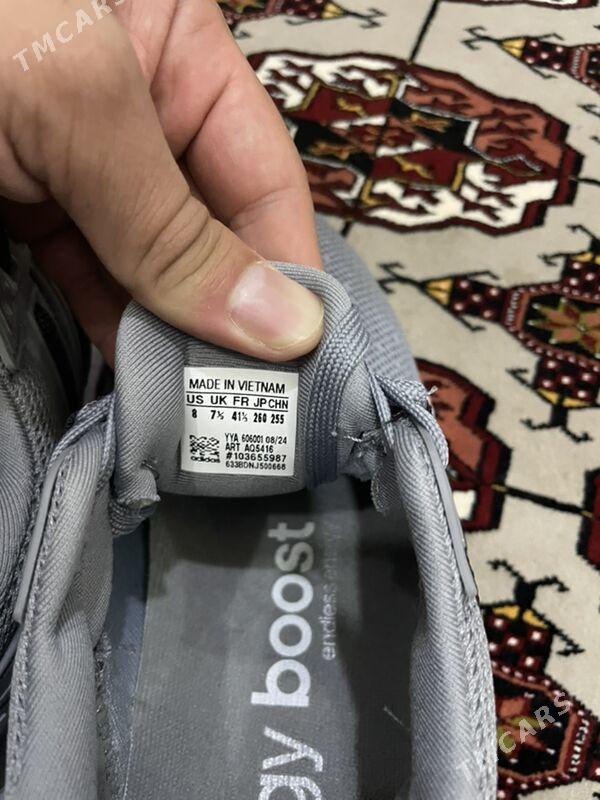 Adidas krasowka - Туркменбаши - img 1