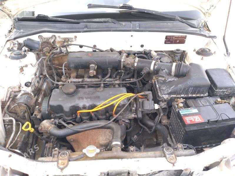 Hyundai Accent 1998 - 25 000 TMT - Büzmeýin - img 7