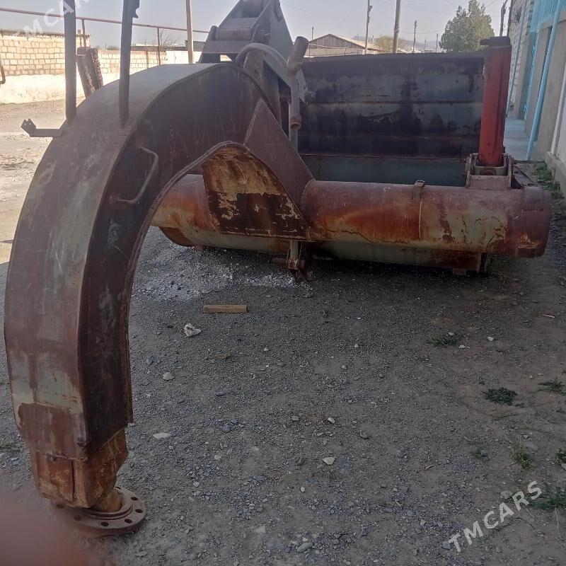 MTZ 80 2004 - 12 000 TMT - Гызыларбат - img 2