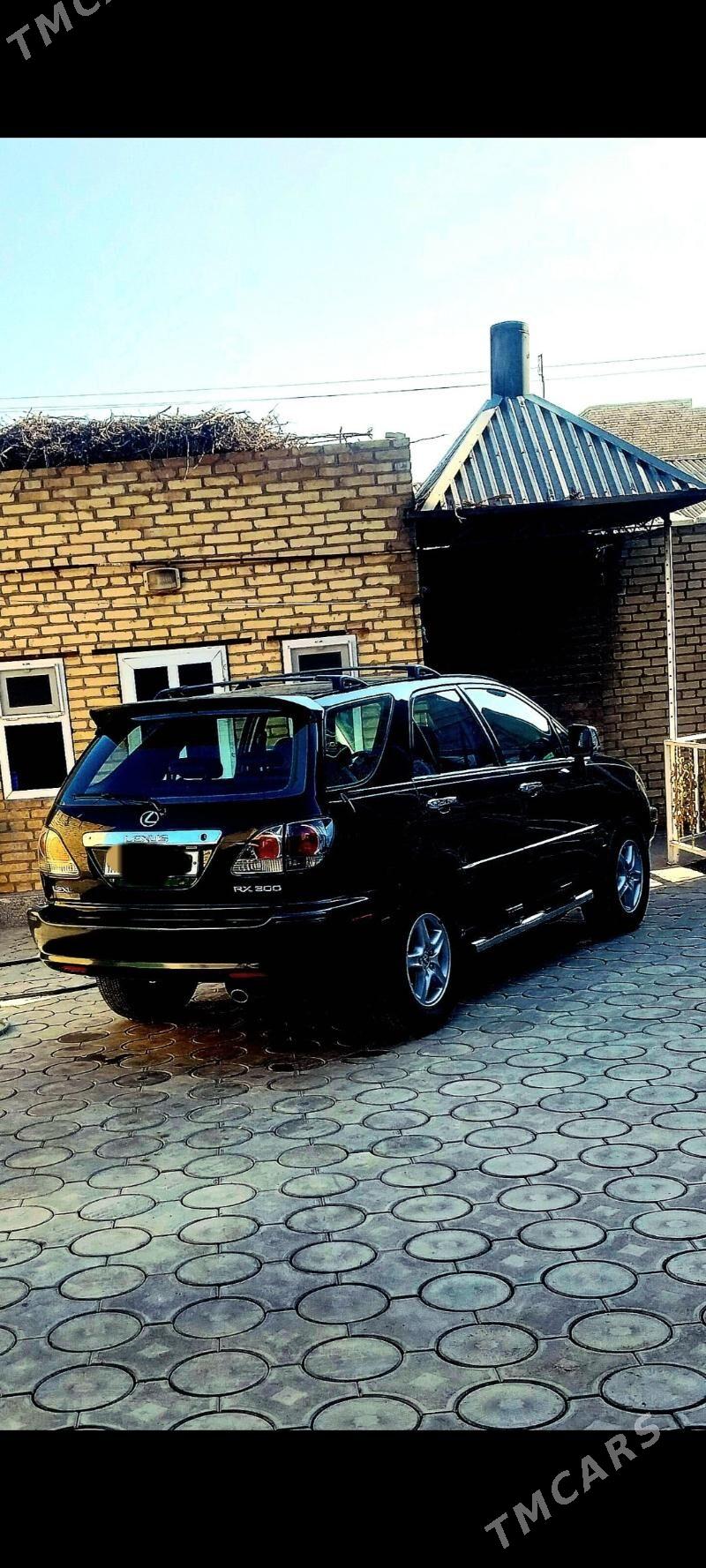 Lexus RX 300 2003 - 220 000 TMT - Керки - img 9