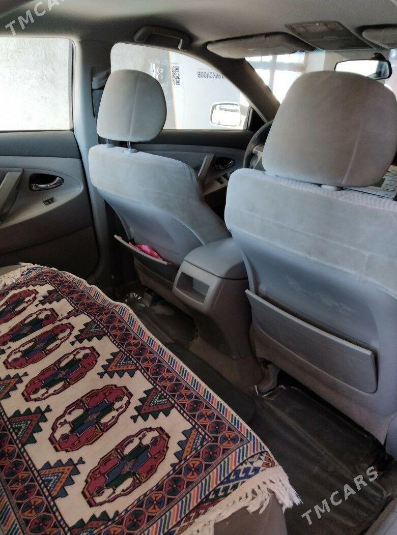 Toyota Camry 2010 - 190 000 TMT - Кёнеургенч - img 3