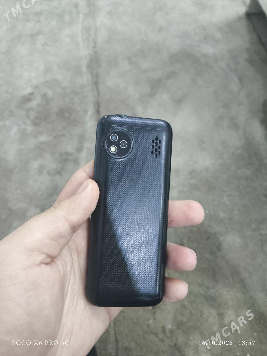 Maxfone M138 - Sakarçäge - img 1