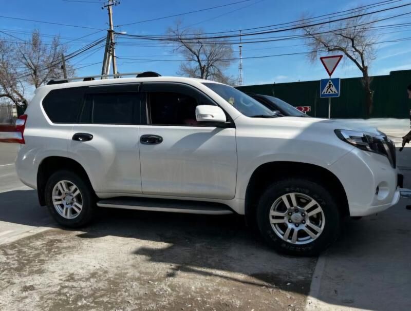 PRADO 2012 3 700 TMT - Aşgabat - img 1