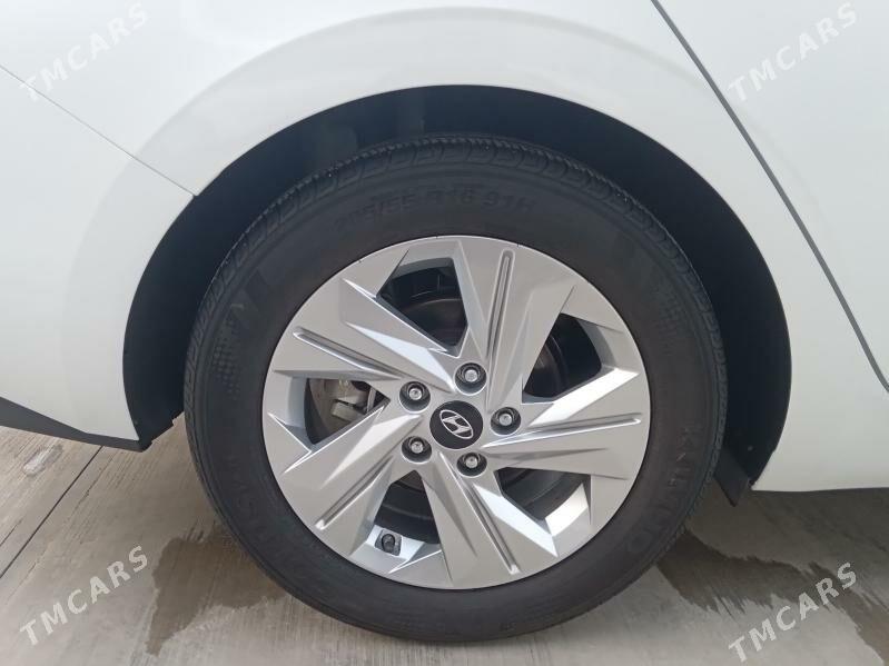 Hyundai Elantra 2021 - 240 000 TMT - Aşgabat - img 3