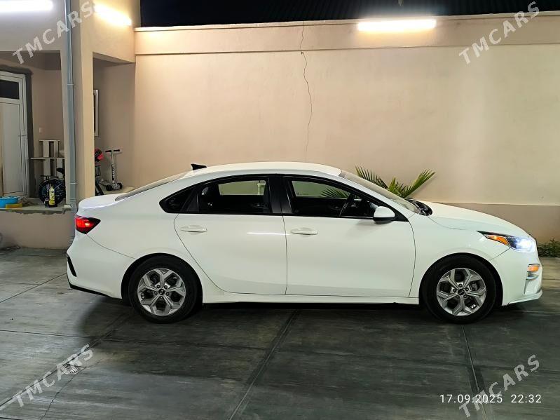 Kia Forte 2020 - 220 000 TMT - Ашхабад - img 8