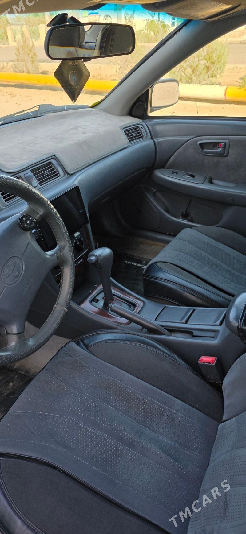 Toyota Camry 2001 - 129 000 TMT - Gurbansoltan Eje - img 2