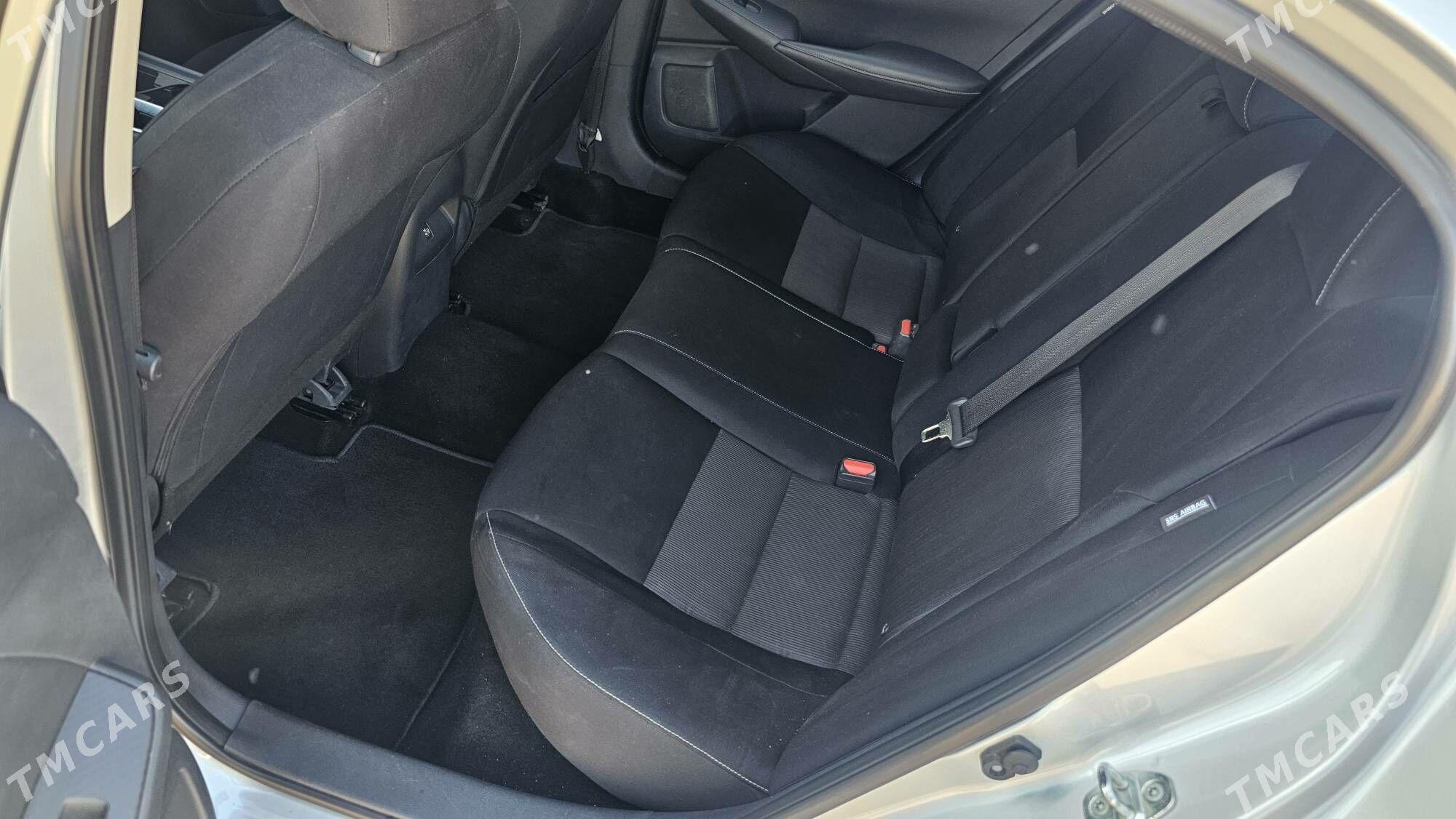 Nissan Sentra 2020 - 220 000 TMT - Гурбансолтан Едже - img 7