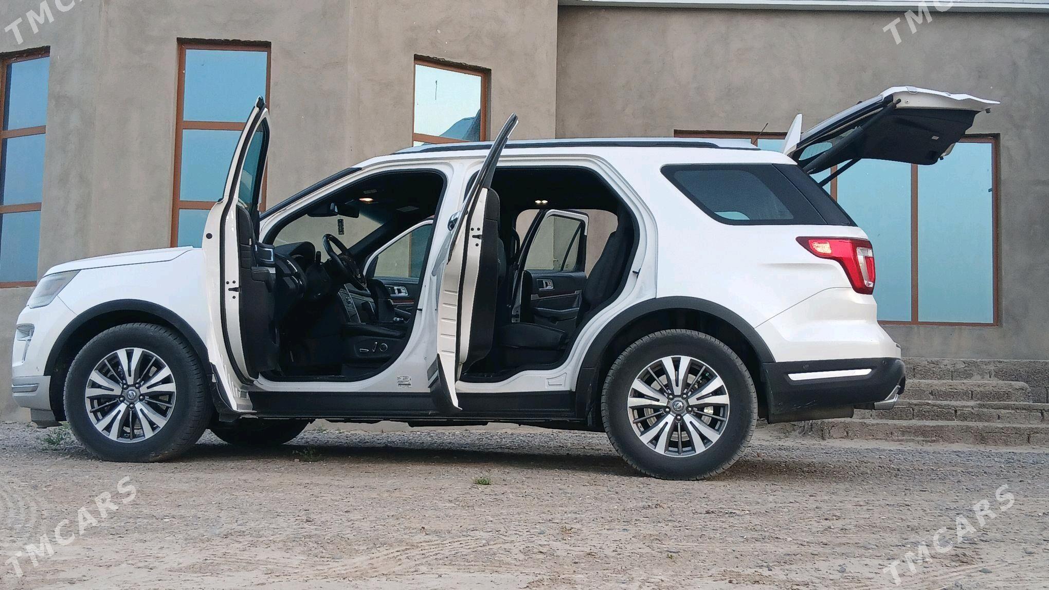 Ford Explorer 2018 - 405 000 TMT - Тагтабазар - img 4