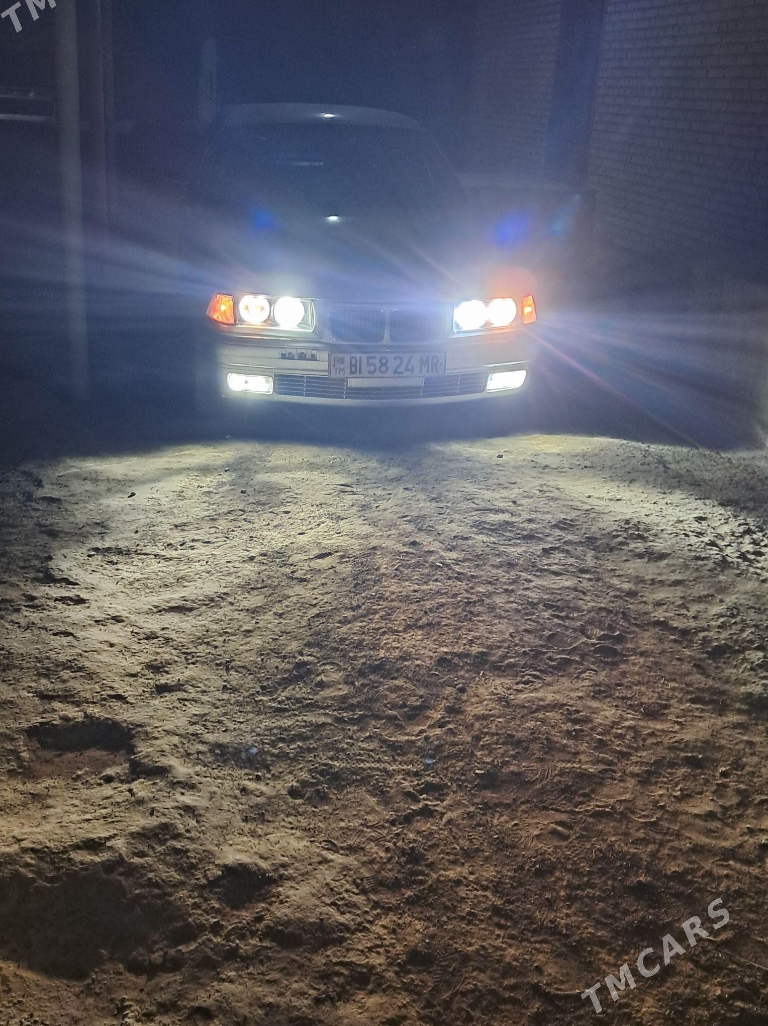 BMW 320 1991 - 35 000 TMT - Mary - img 1